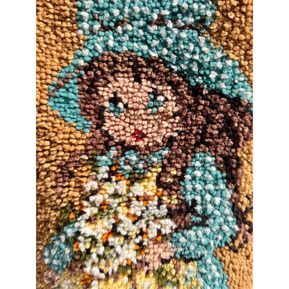 Sun Bonnet Girl with Bouquet Latch Hook Rug 18 x 35 Finished Complete 1970s - Picture 2 of 4